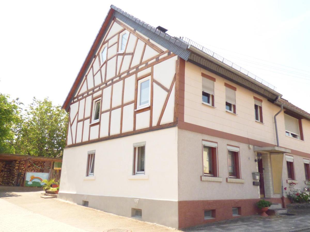 Ferienwohnung Dasch, Bei Idar-Oberstein Im Nationalpark Hunsrueck-Hochwald Siesbach Exteriér fotografie